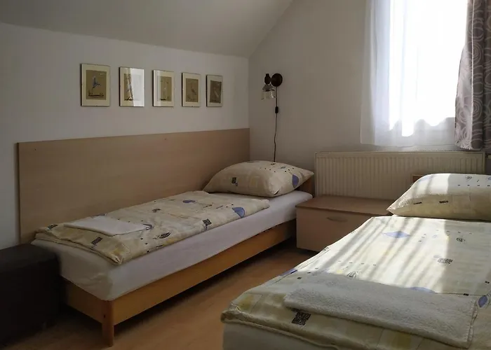 Marika Залакарош